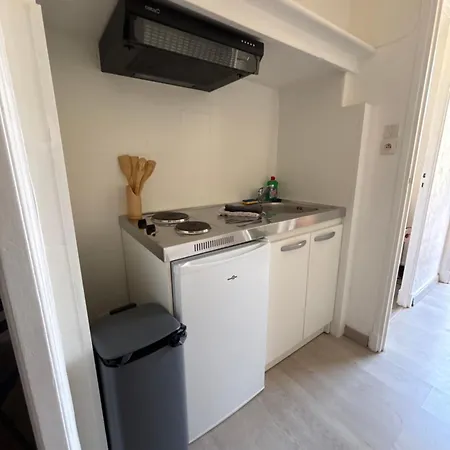 Les Du Rend Vous Apartment